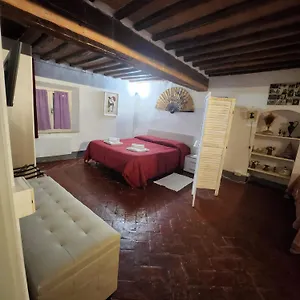 La Casa Del Conte By Francigena Apartment