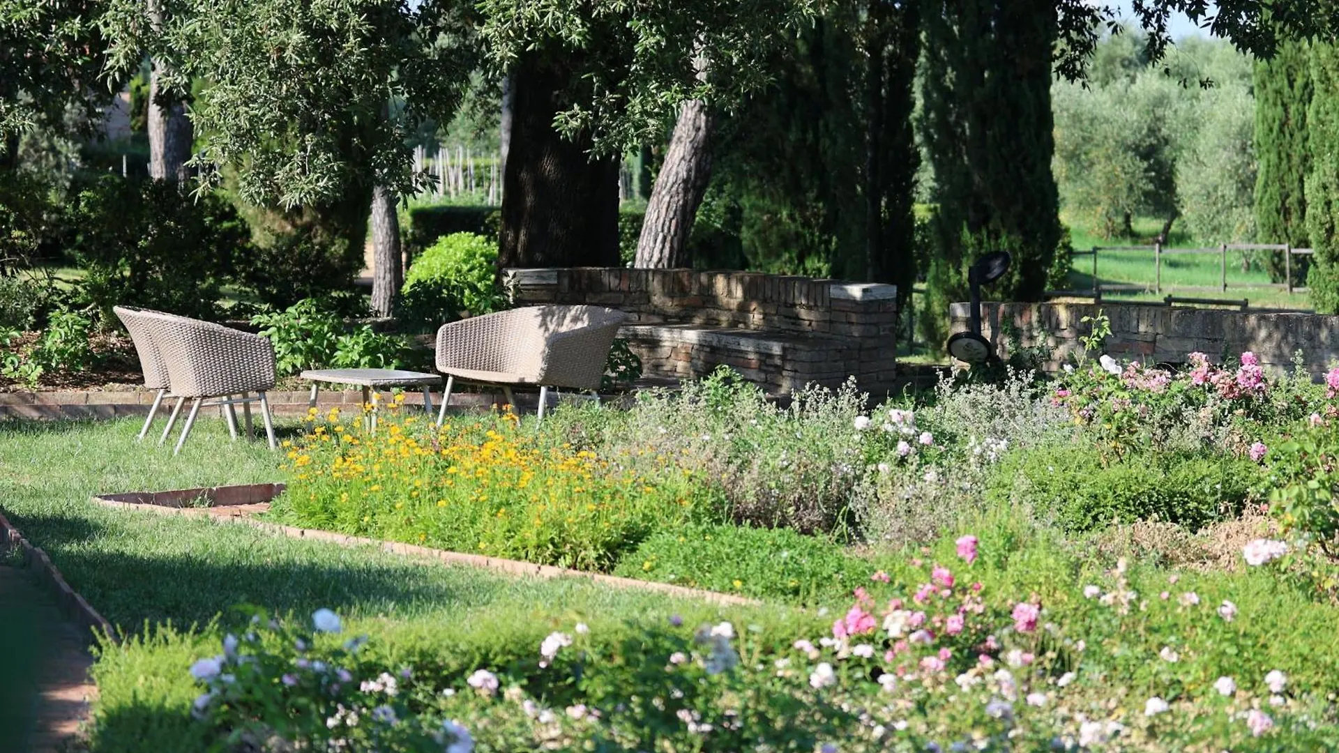 Ca' Bianca Tuscany Relais Siena Country house