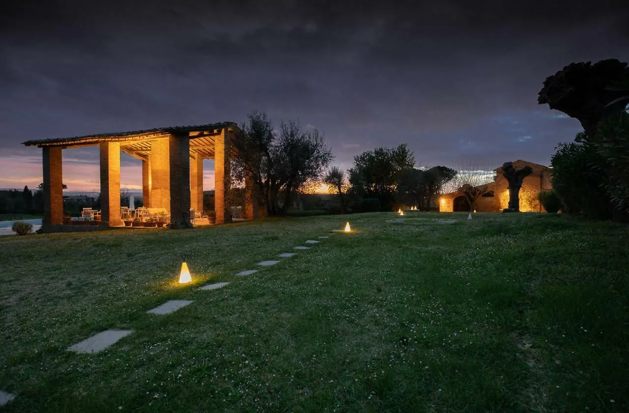 Ca' Bianca Tuscany Relais Siena Country house